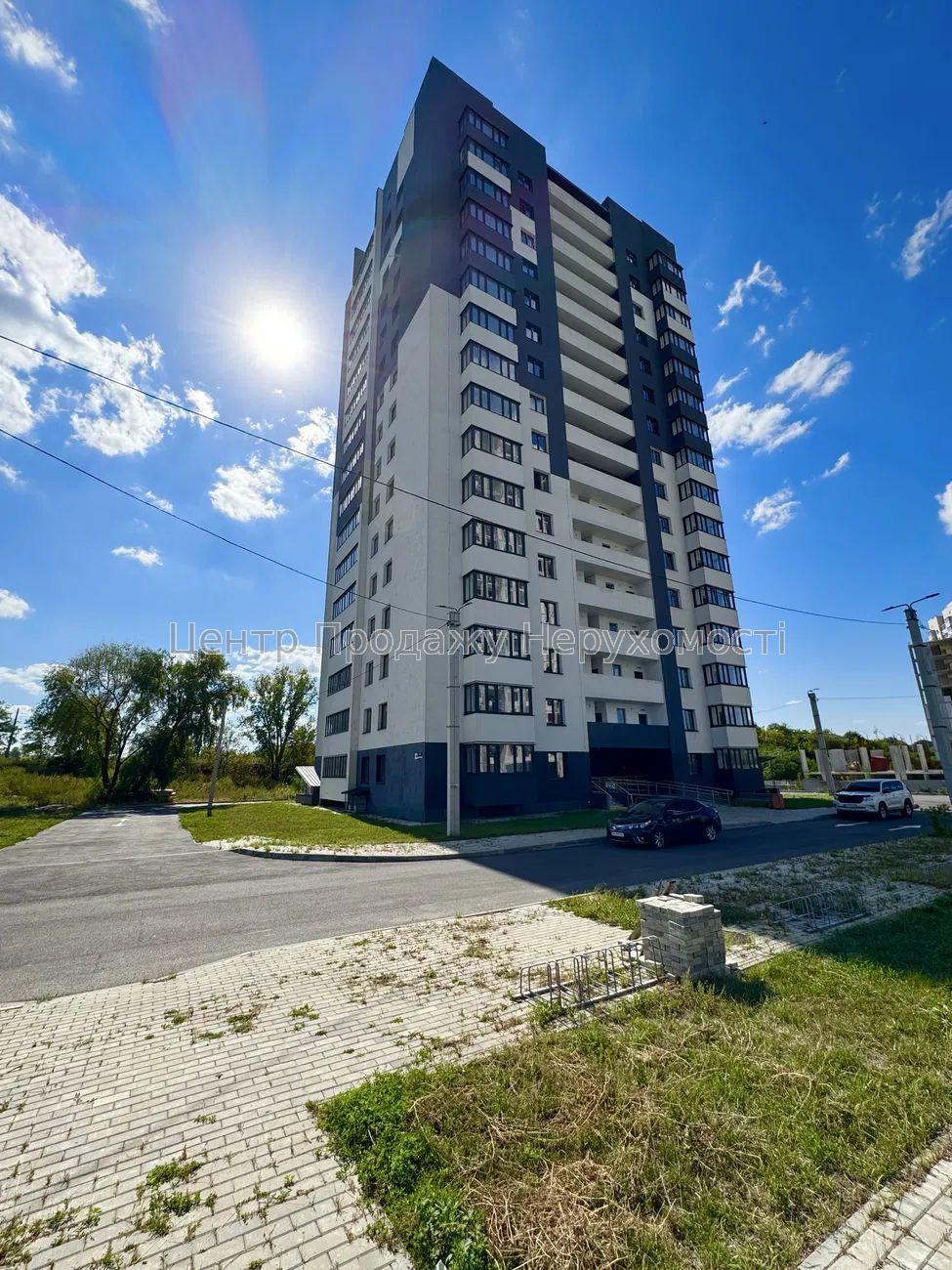 Фото Продається 2-кімнатна квартира в ЖК 