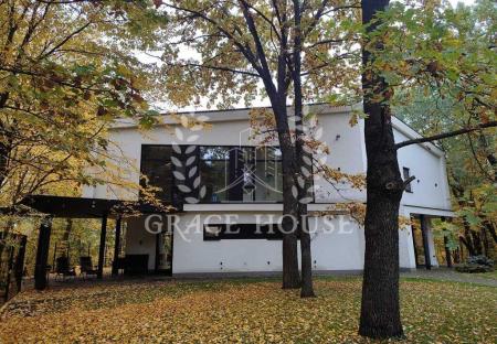 Продам 2-поверховий будинок