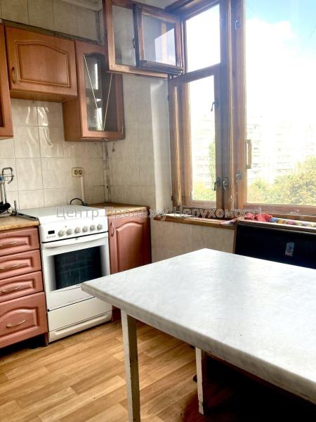 Продам 3-кімнатну квартиру