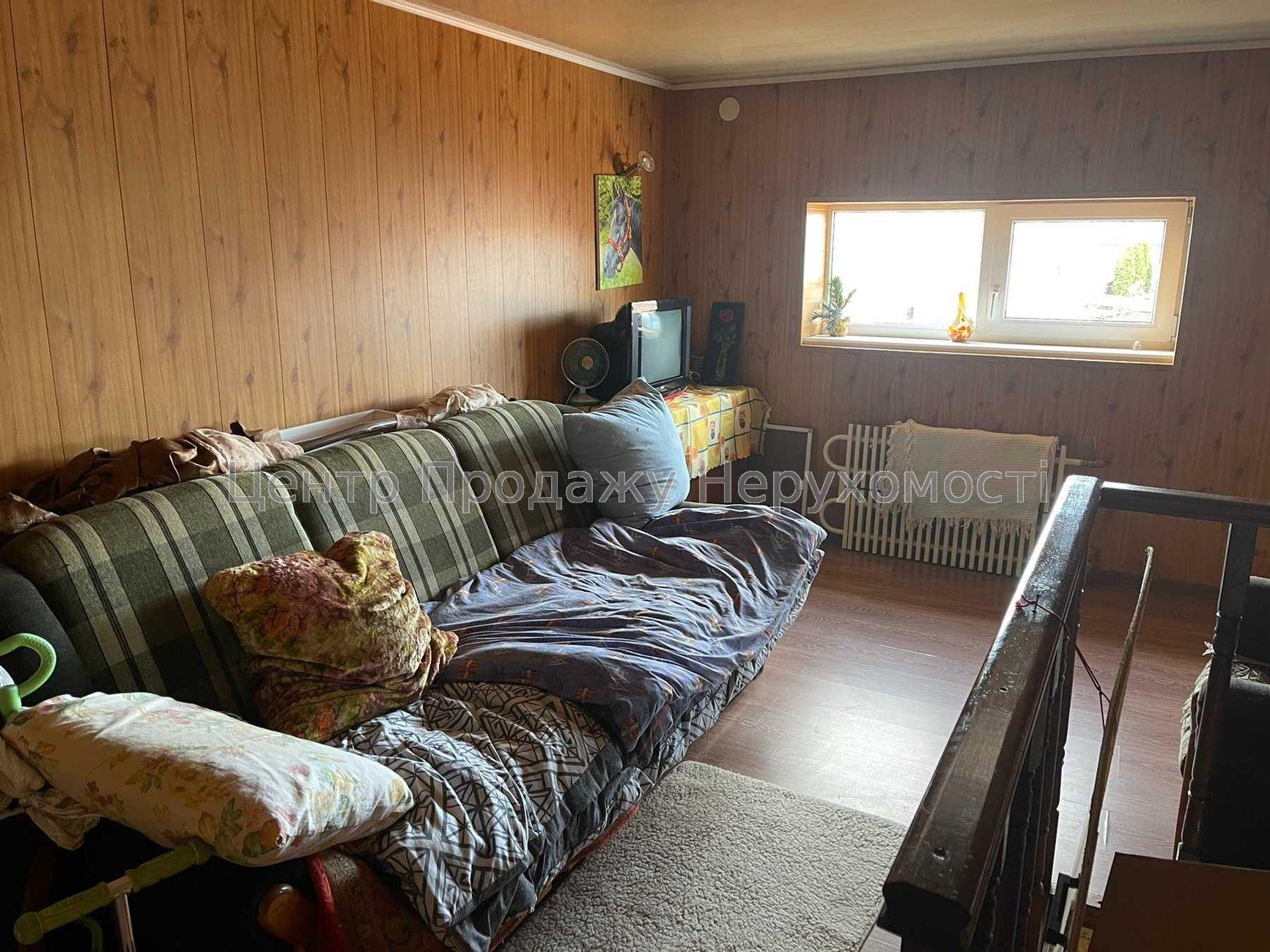 Фото Будинок з ремонтом та зручностями - м. Київська пішки14