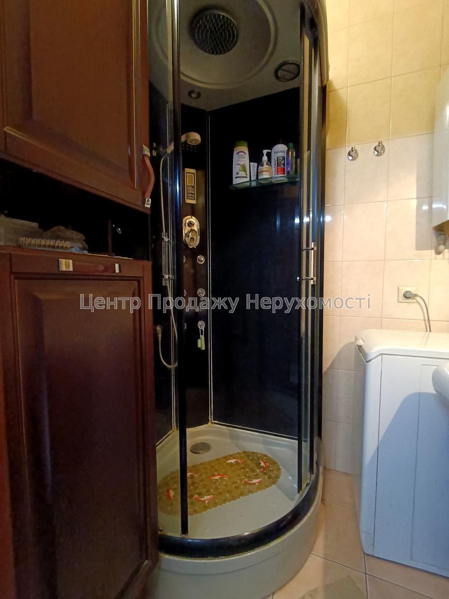 Фото Продам 3к квартиру в центрі, сталінка, м. Держпром Q815