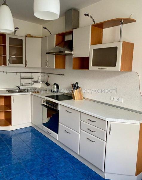Продам 3-кімнатну квартиру