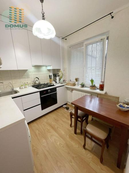 Продам 2-кімнатну квартиру