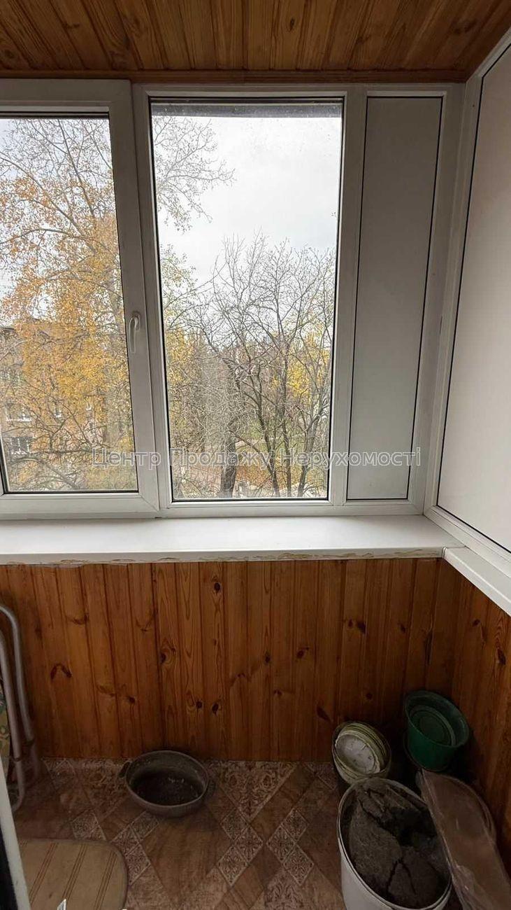 Фото Продаж 2-к.квартири біля метро Академмістечко, можна держпрограми3