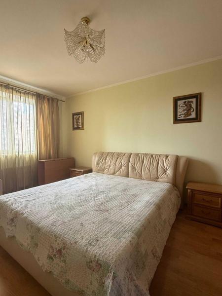 Продам 2-кімнатну квартиру