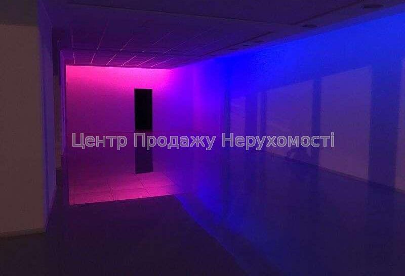 Фото Оренда приміщення на пр. Науки, метро Наукова13