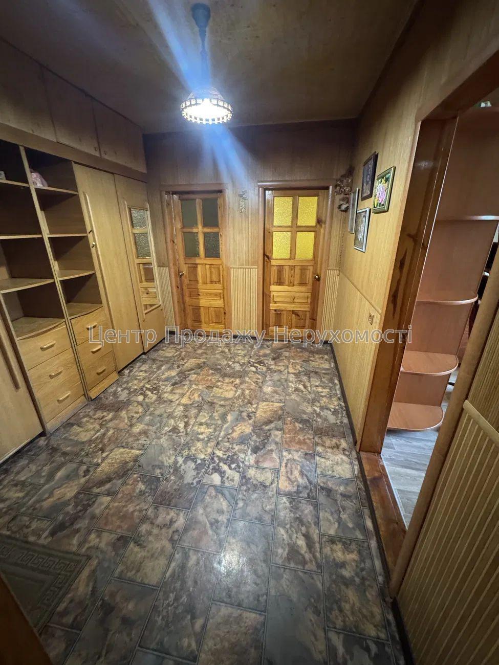 Фото Продається 3-кімнатна квартира у Харкові. Салтівка10