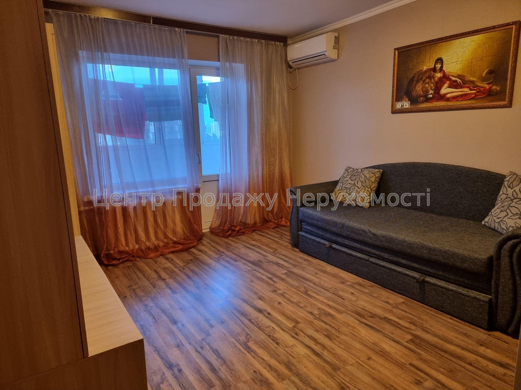 Фото Продаж квартири у Солом