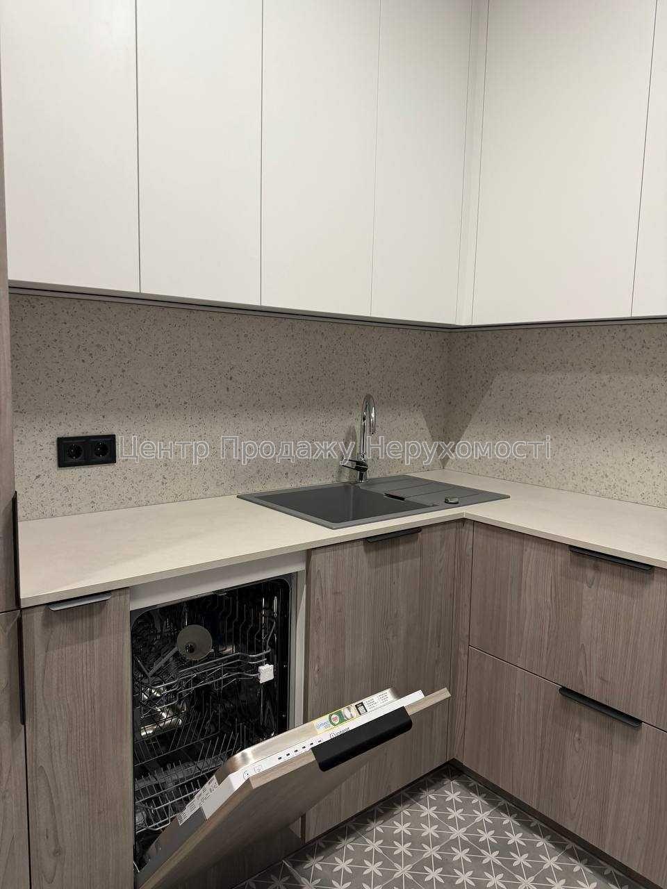 Фото Продається 1к квартира в ЖК 