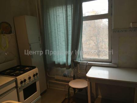 Продам 3-кімнатну квартиру