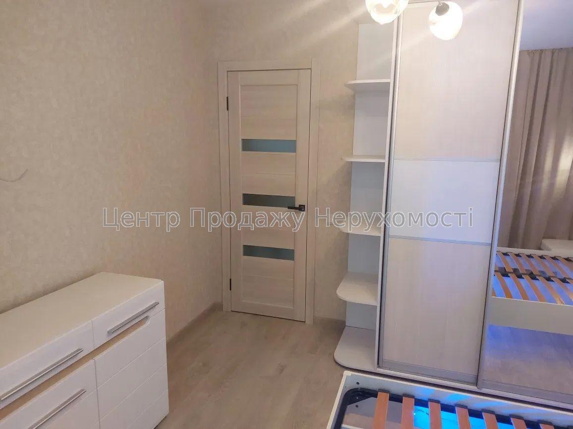Фото Продається 1-к. кв. в ЖК 