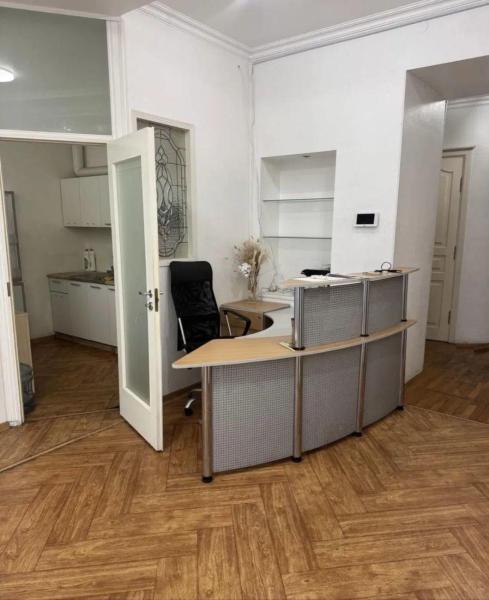 Сдам 4-комнатную квартиру