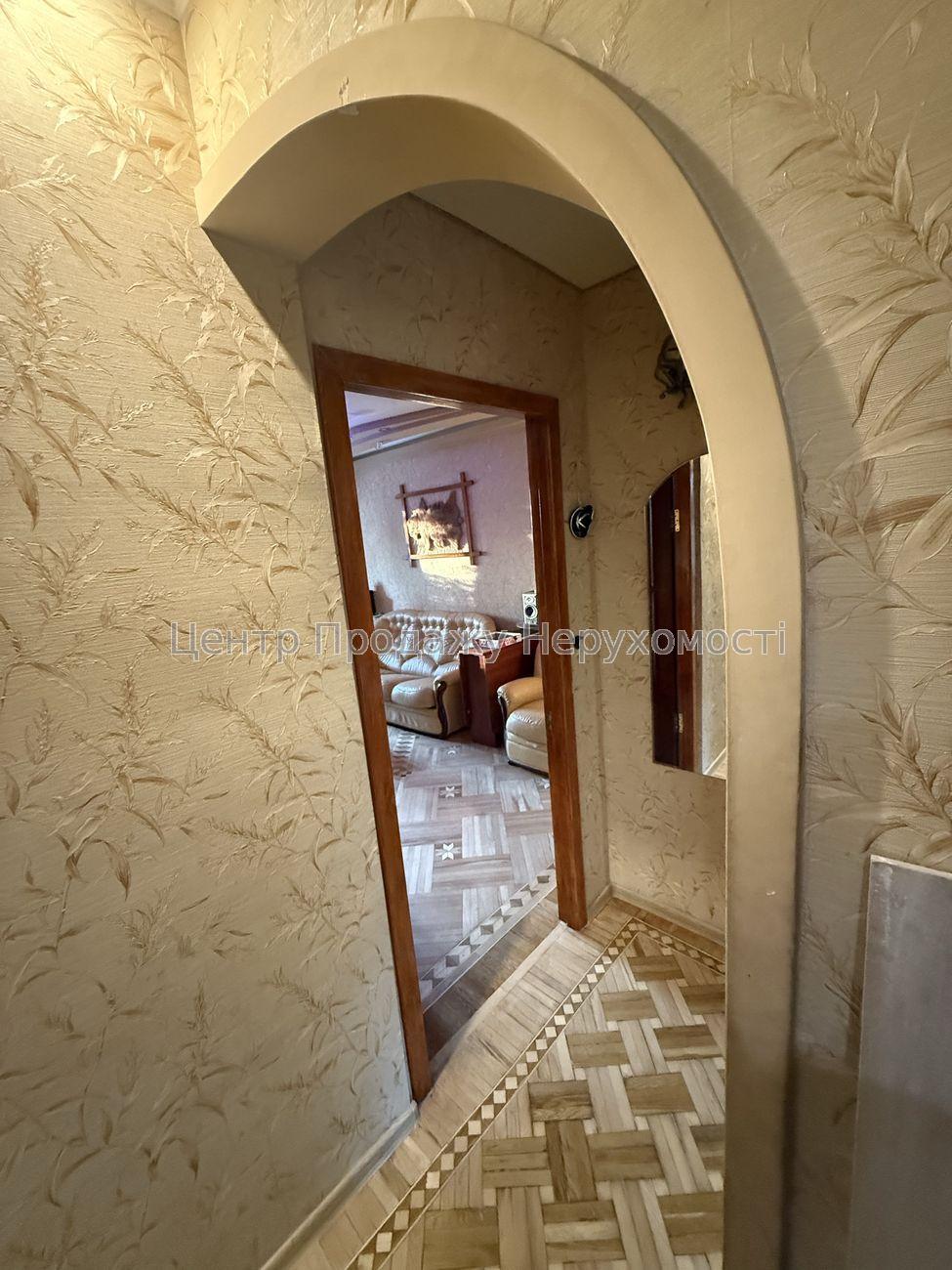 Фото Продаж 3 кімнатной квартири, Олексіївка, метро Перемоги, G812