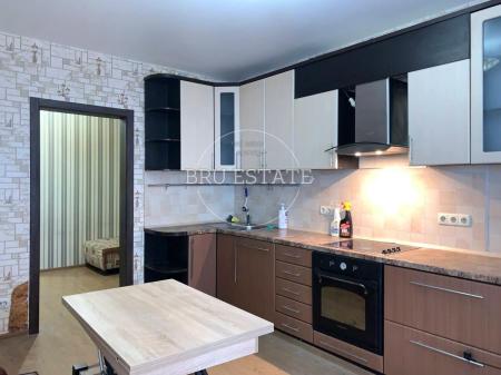 Продам 3-кімнатну квартиру