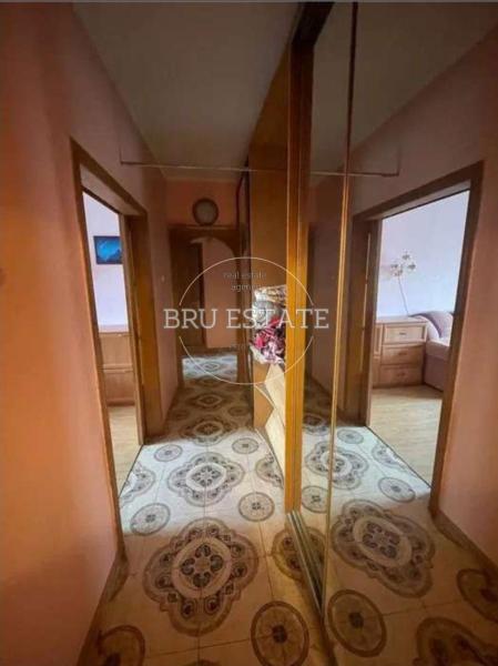 Продам 3-кімнатну квартиру