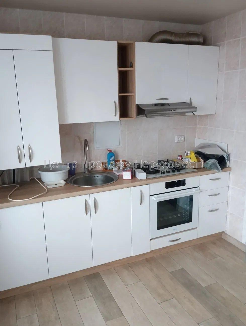 Фото Продаж квартири в Харкові, 4 кімнати. Кулиничі1