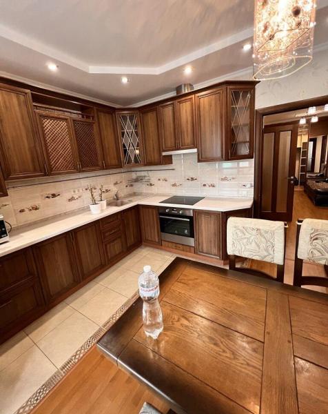 Продам 2-кімнатну квартиру