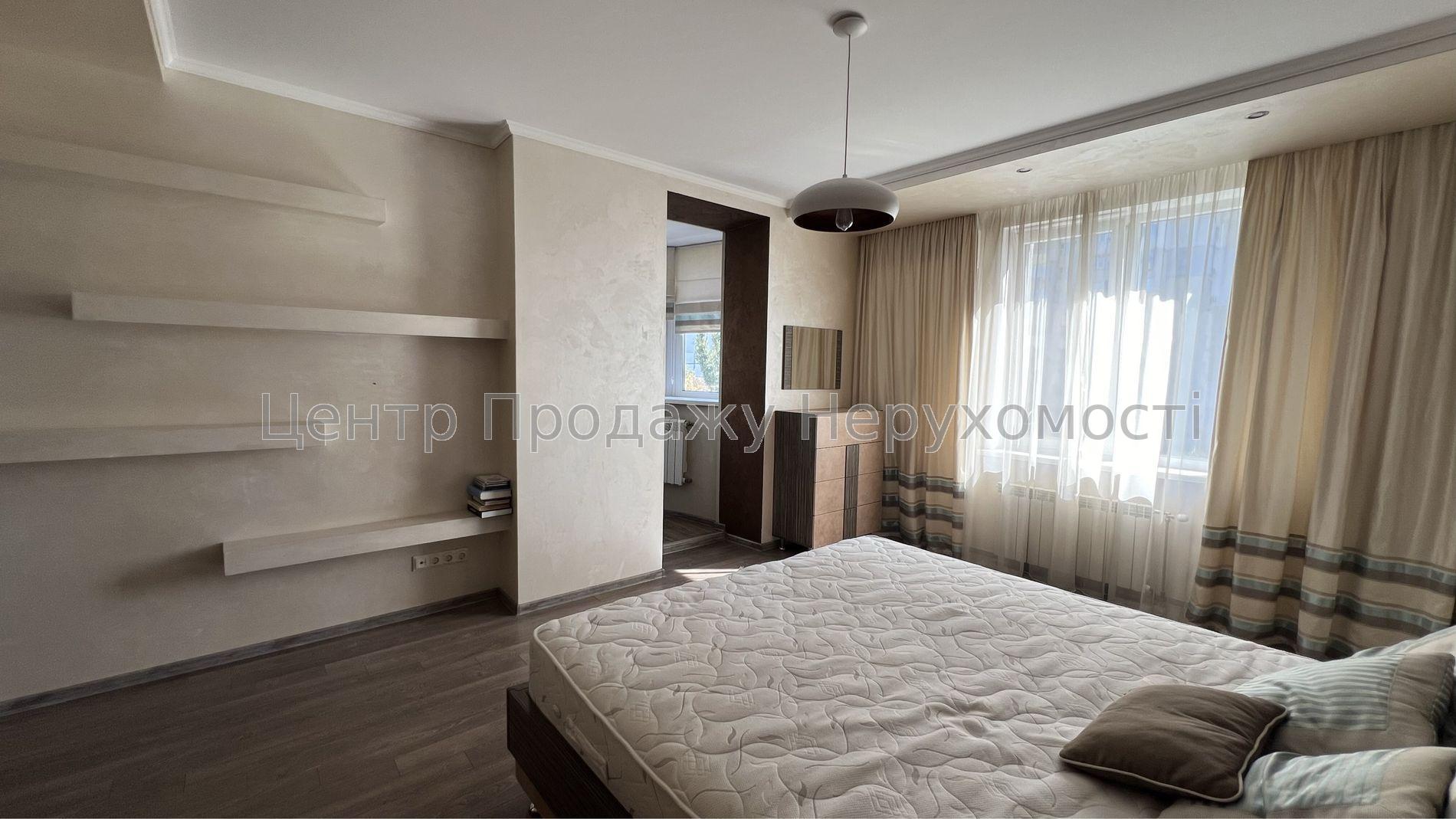 Фото Продаж 3-кімнатної квартири в Києві9