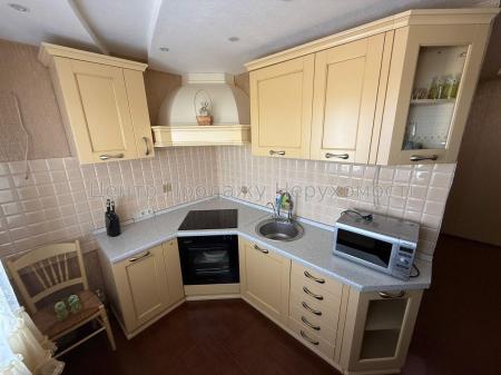 Продам 2-кімнатну квартиру