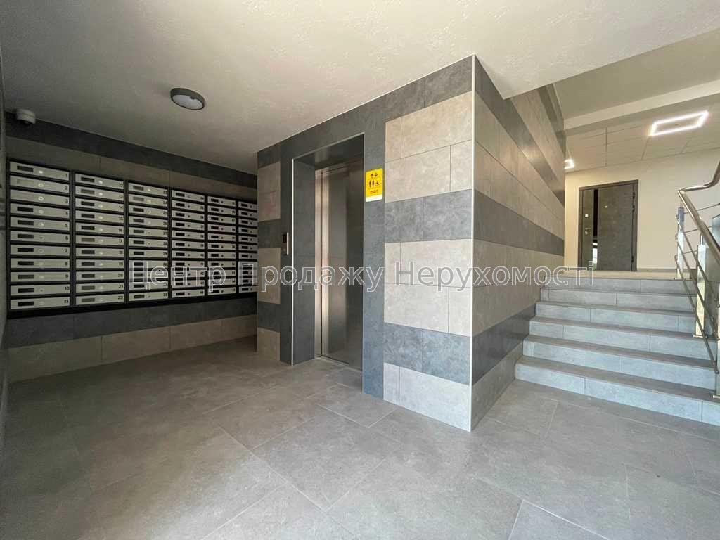 Фото Продаю 1-кімнатну квартиру, 6/7 поверх, 40 м², Софіївська Борщагівка11