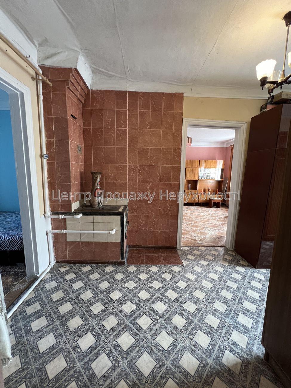 Фото Затишний будинок зі зручним розташуванням та облаштованим подвір'ям9