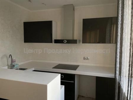 Продам 3-кімнатну квартиру
