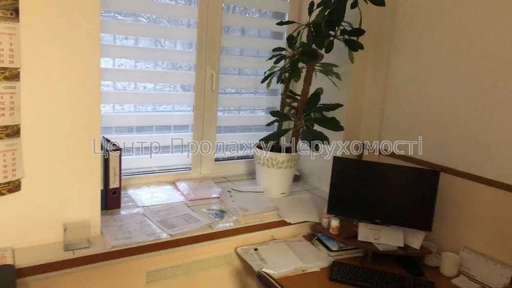Фото Продам офіс у цоколі3