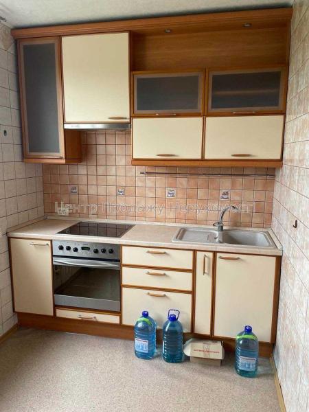 Продам 2-кімнатну квартиру