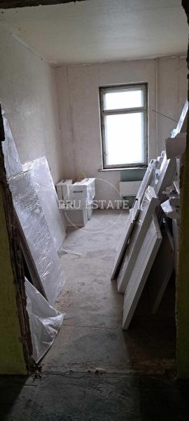 Продам 3-кімнатну квартиру