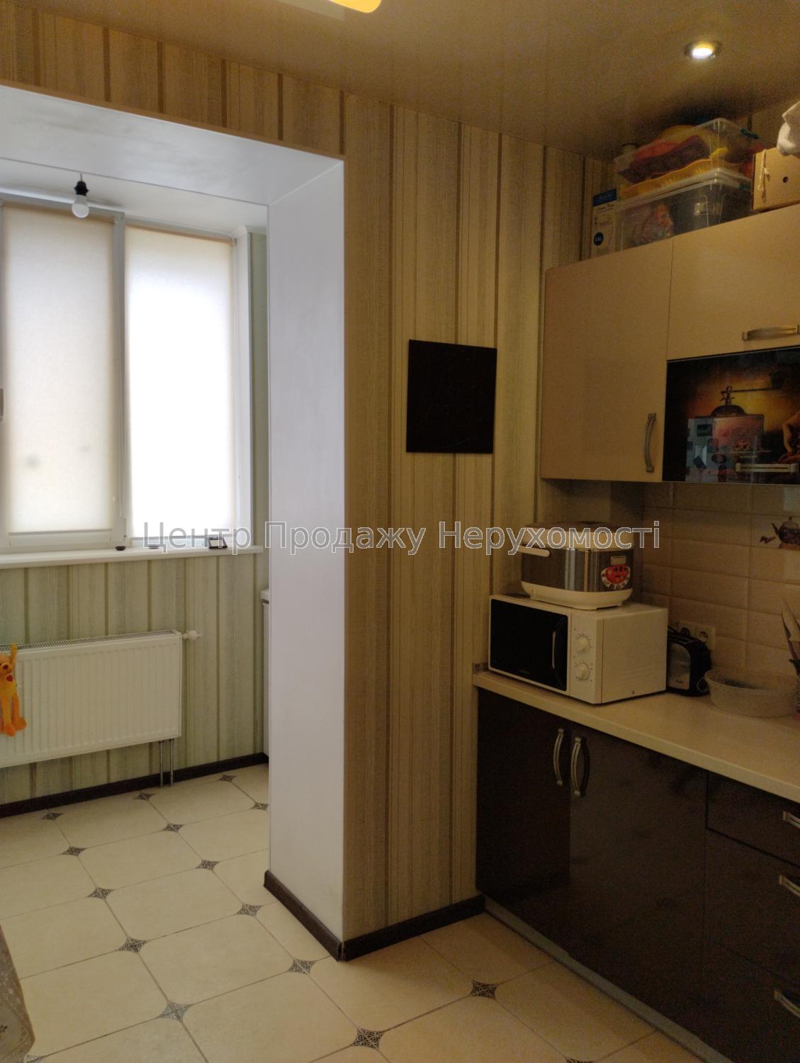 Фото Продам 2к. квартиру ул. Роганская4