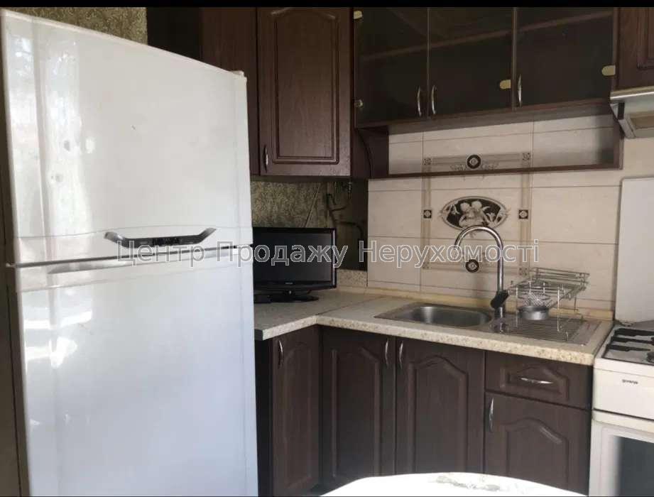 Фото Продаємо 3-ти кімнатну квартиру,1 поверх,66,4 м28