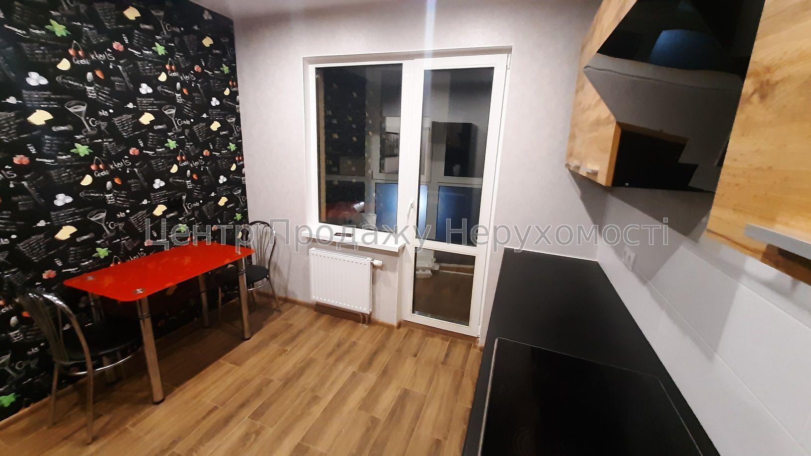 Фото Продаж квартири14