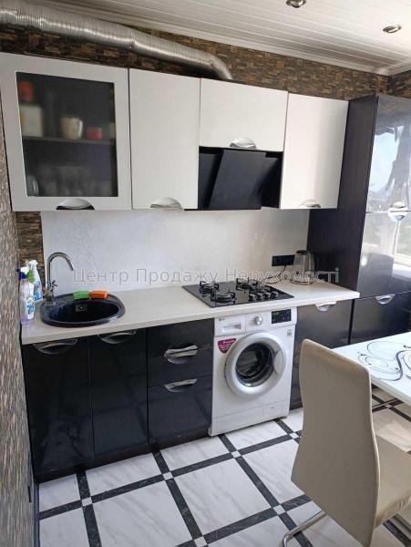 Продам 2-кімнатну квартиру