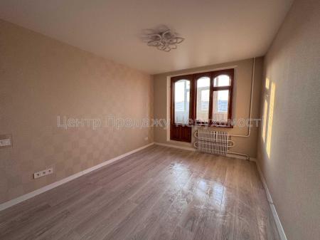 Продам 3-кімнатну квартиру