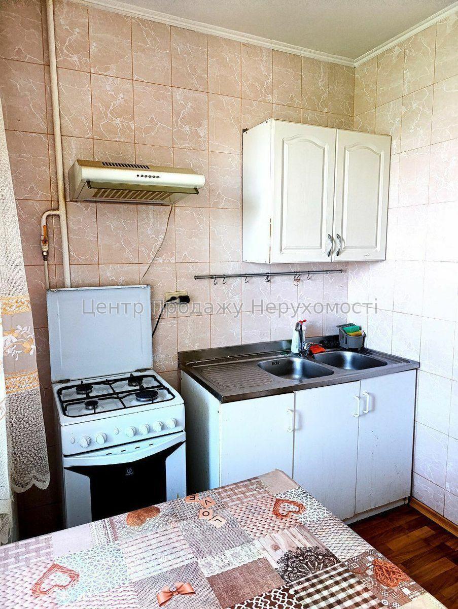 Фото Продам 1-кімнатну квартиру в гарній локації на Кікабідзе ІВ5