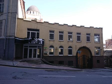 Продам офисное здание