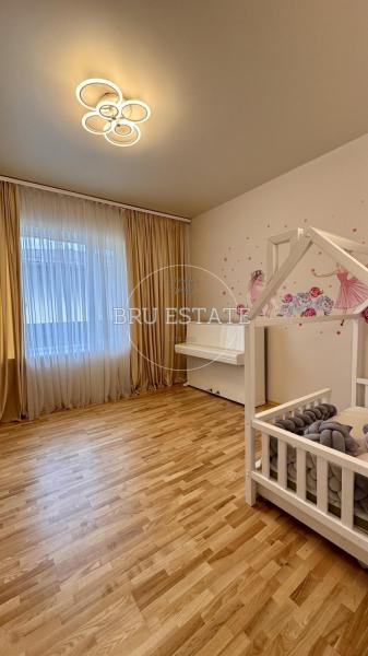 Продам 2-поверховий дуплекс