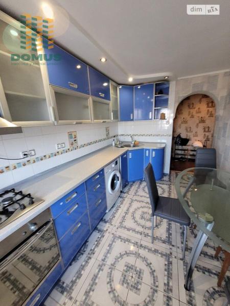 Продам 3-кімнатну квартиру