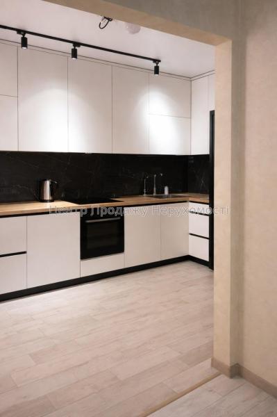 Продам 1-комнатную квартиру в новостройке