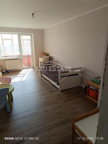 Продам 3-комнатную квартиру