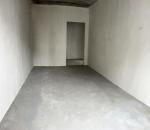 Продам 1-кімнатну квартиру, 38 м², без ремонту