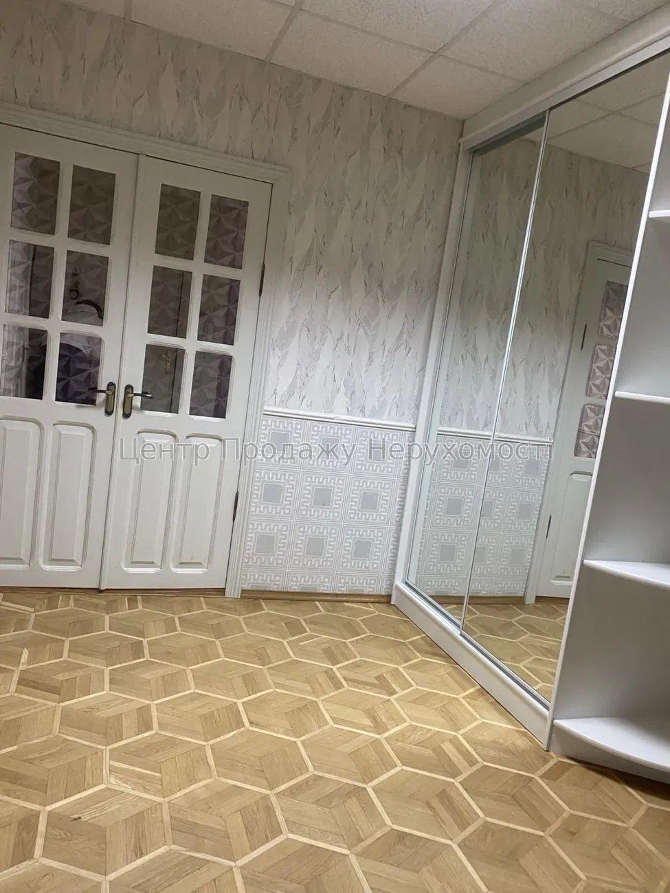 Фото Продається 4 кімнатна квартира в Харкові. Салтівка4