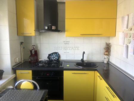 Продам 2-кімнатну квартиру