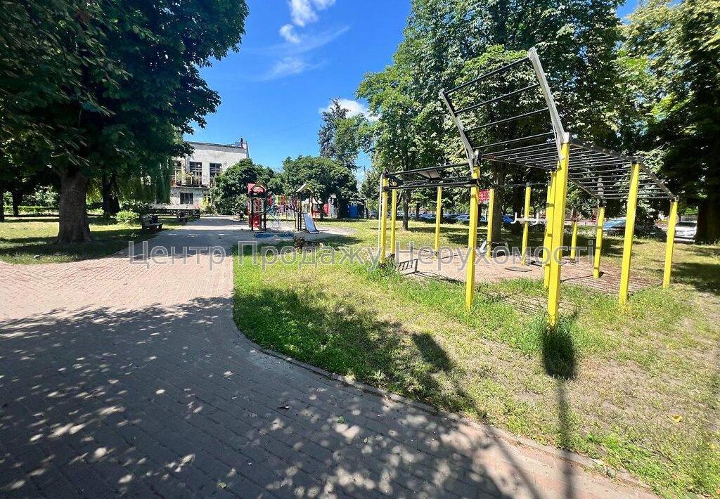 Фото Продаж 2-кімнатної квартири, на другому поверсі, Правий берег ІВ4