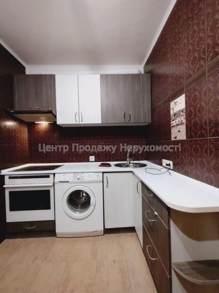 Продам 3-кімнатну квартиру
