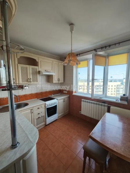 Продам 2-кімнатну квартиру