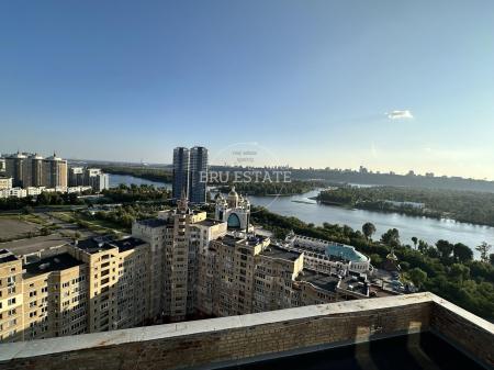 Продам приміщення вільного призначення