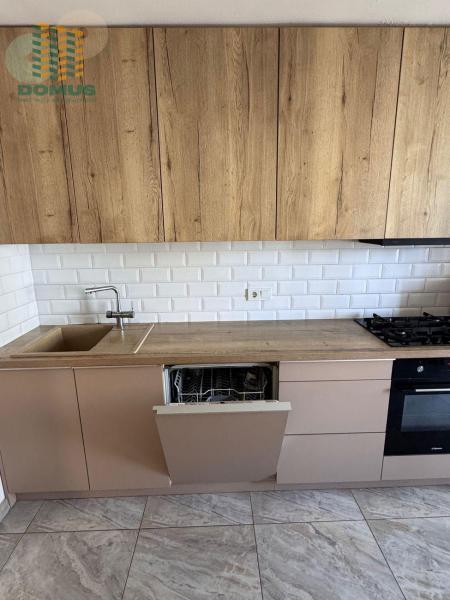 Продам 3-кімнатну квартиру