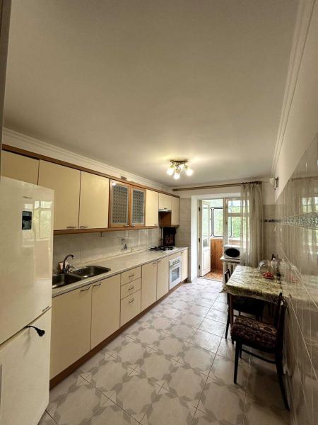 Продам 3-комнатную квартиру