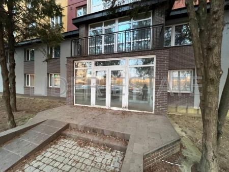 Продам приміщення вільного призначення